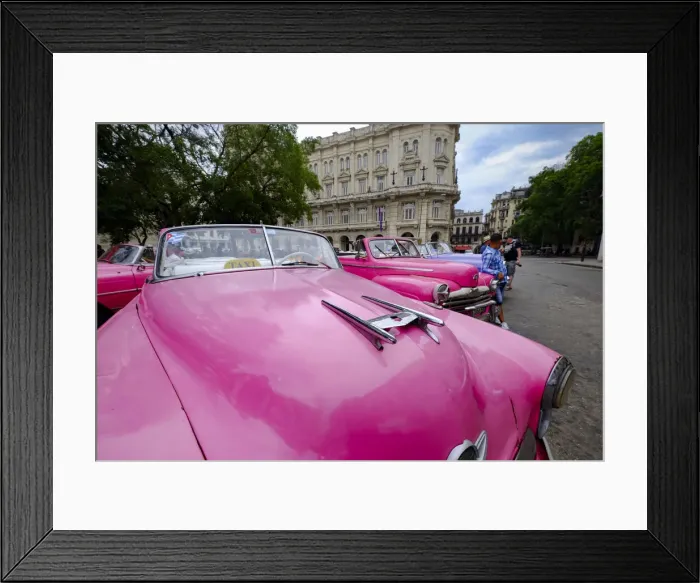 Framed Print : Vintage cars as taxis lined up awaiting fares, Havana, Cuba, West Indies, Central America Framed Print : Vintage cars as taxis lined up awaiting fares, Havana, Cuba, West Indies, Central America