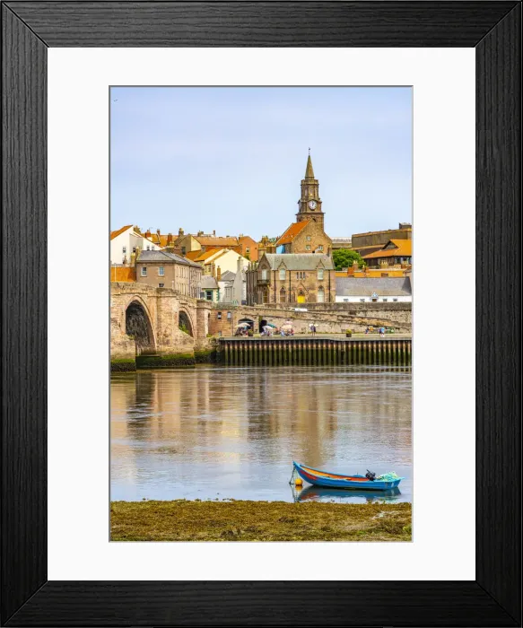 Framed Print : View of River Tweed and town buildings, Berwick-upon-Tweed, Northumberland, England Framed Print : View of River Tweed and town buildings, Berwick-upon-Tweed, Northumberland, England