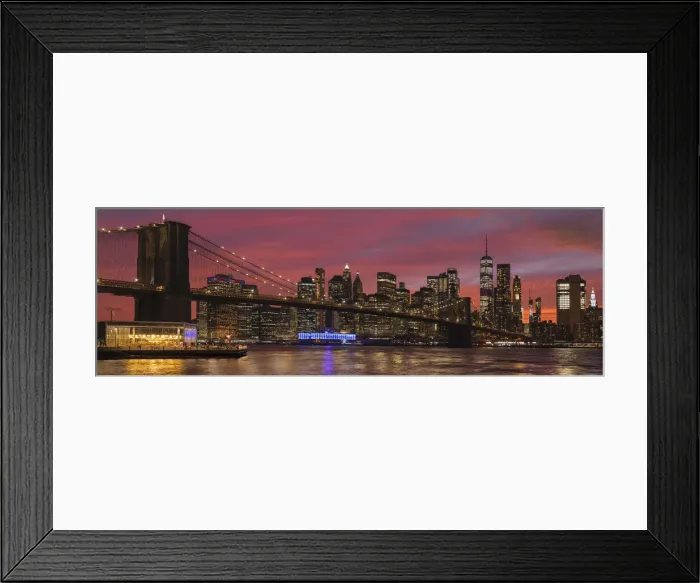 Framed Print : Skyline of Downtown Manhattan with One World Trade Center and Brooklyn Bridge Framed Print : Skyline of Downtown Manhattan with One World Trade Center and Brooklyn Bridge