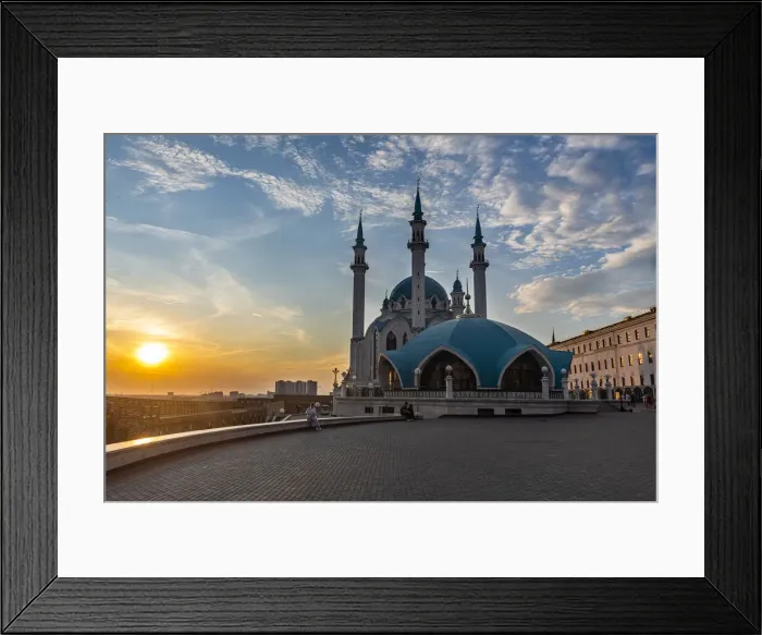Framed Print : Sunset over the Kul Sharif Mosque, UNESCO World Heritage Site, Kazan Framed Print : Sunset over the Kul Sharif Mosque, UNESCO World Heritage Site, Kazan
