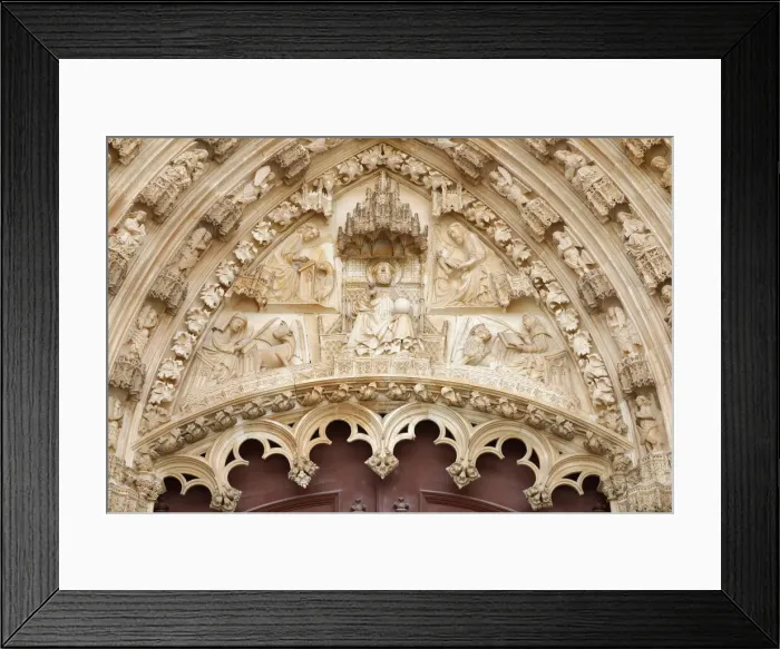 Framed Print : Jesus with the four Evangelists, Batalha Monastery, Late Gothic architecture Framed Print : Jesus with the four Evangelists, Batalha Monastery, Late Gothic architecture