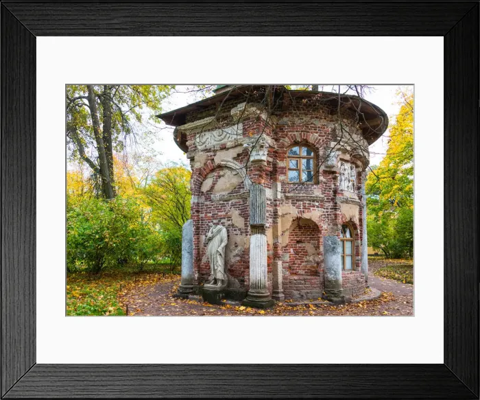 Framed Print : The Kitchen Ruin pavilion by Giacomo Quarenghi in the Catherine Park Framed Print : The Kitchen Ruin pavilion by Giacomo Quarenghi in the Catherine Park