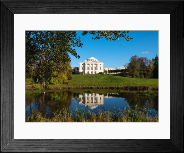 Framed Print : Pavlovsk Palace reflected in Slavyanka river, UNESCO World Heritage Site, Pavlovsk Framed Print : Pavlovsk Palace reflected in Slavyanka river, UNESCO World Heritage Site, Pavlovsk