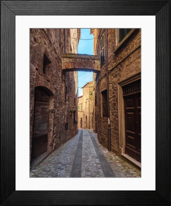 Framed Print : A typical alley in Todi, Umbria, Italy, Europe Framed Print : A typical alley in Todi, Umbria, Italy, Europe