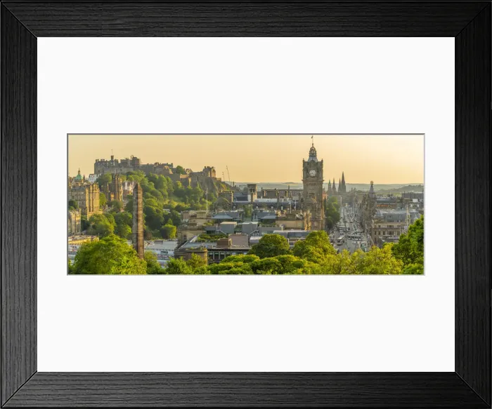 Framed Print : View of Edinburgh Castle, Balmoral Hotel and Princes Street from Calton Hill at golden Framed Print : View of Edinburgh Castle, Balmoral Hotel and Princes Street from Calton Hill at golden