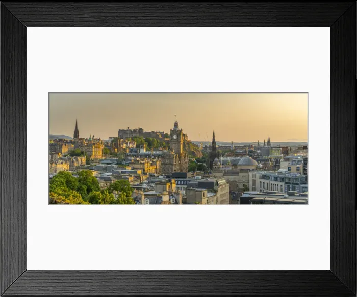 Framed Print : View of Edinburgh Castle, Balmoral Hotel and city skyline from Calton Hill at golden hour Framed Print : View of Edinburgh Castle, Balmoral Hotel and city skyline from Calton Hill at golden hour
