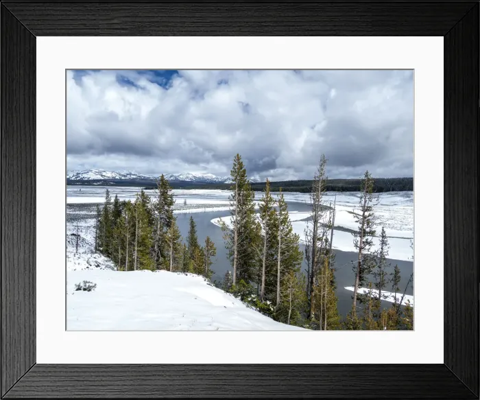 Framed Print : The Yellowstone River surrounded by snow-capped mountains, Yellowstone National Park Framed Print : The Yellowstone River surrounded by snow-capped mountains, Yellowstone National Park