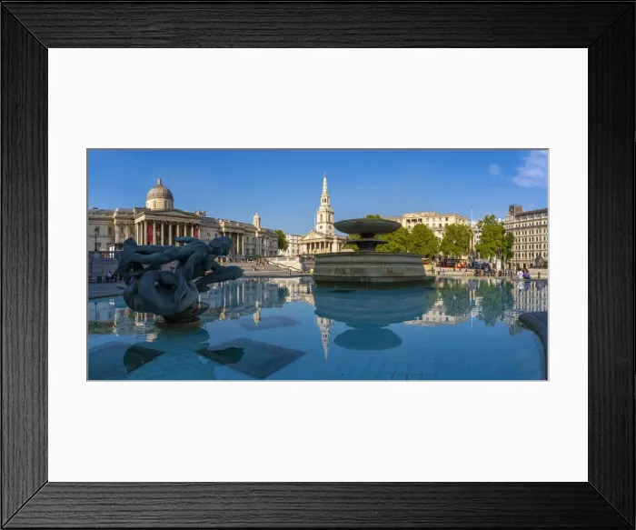 Framed Print : View of The National Gallery, St. Martins-in-the-Fields church Framed Print : View of The National Gallery, St. Martins-in-the-Fields church