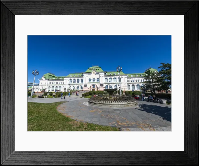 Framed Print : Railway station in Khabarovsk, Khabarovsk Krai, Russia, Eurasia Framed Print : Railway station in Khabarovsk, Khabarovsk Krai, Russia, Eurasia