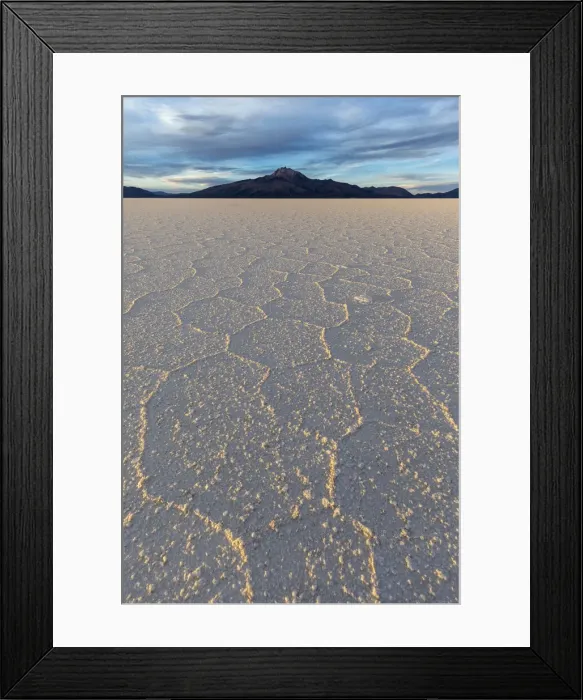 Framed Print : The salt flats near Coqueza, a small town near the Thunupa Volcano, Salar de Uyuni Framed Print : The salt flats near Coqueza, a small town near the Thunupa Volcano, Salar de Uyuni