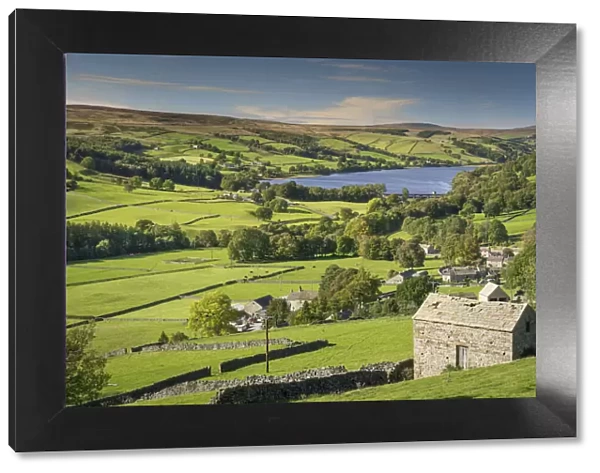 Gouthwaite Reservoir, Dales Barns and Dry Stone Walls in Nidderdale, The Yorkshire Dales