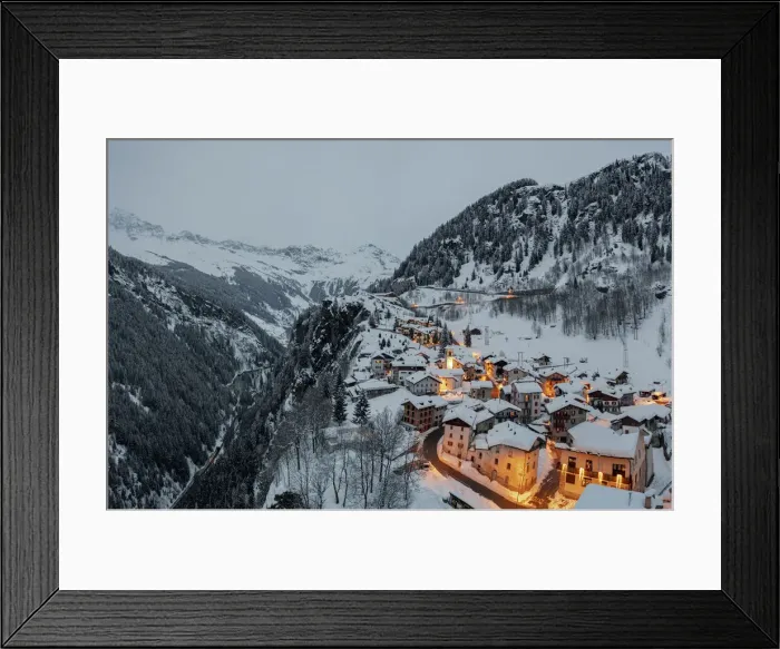 Framed Print : Small village of Pianazzo on top of snowcapped mountain after a snowfall, Madesimo Framed Print : Small village of Pianazzo on top of snowcapped mountain after a snowfall, Madesimo