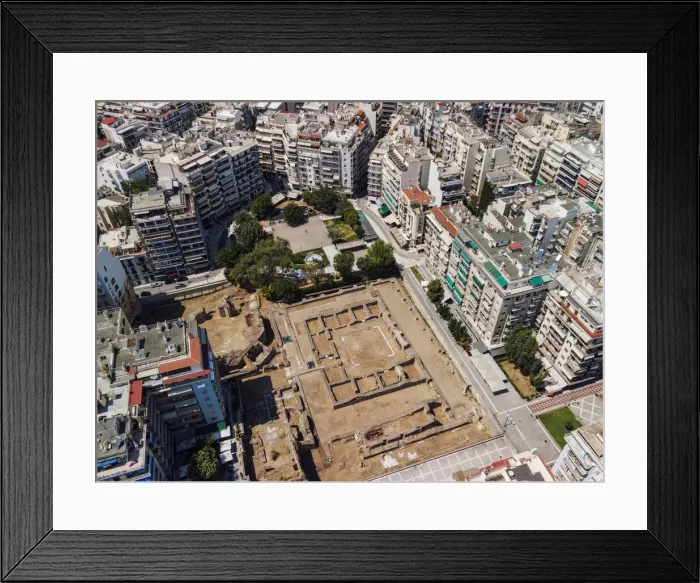 Framed Print : Drone view of Navarinou square with Roman ruins of the Palace of Galerius, Thessaloniki, Greece, Europe Framed Print : Drone view of Navarinou square with Roman ruins of the Palace of Galerius, Thessaloniki, Greece, Europe