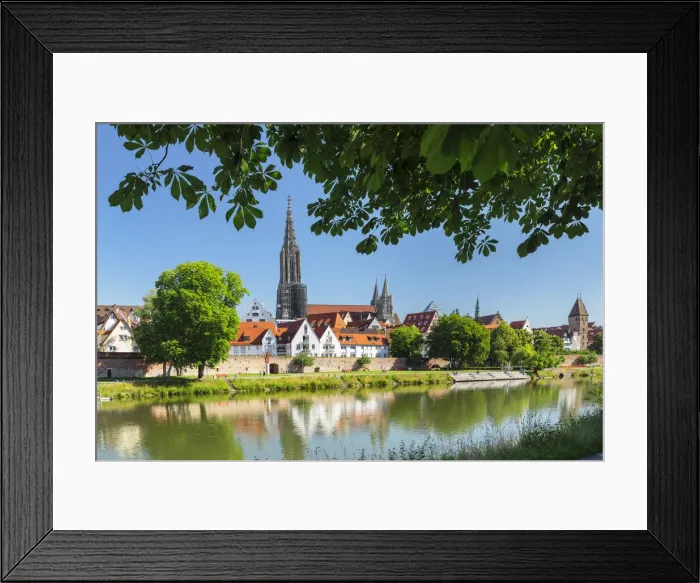 Framed Print : View over Danube River to Ulm Minster and the Old Town, Ulm, Baden-Wurttemberg, Germany, Europe Framed Print : View over Danube River to Ulm Minster and the Old Town, Ulm, Baden-Wurttemberg, Germany, Europe
