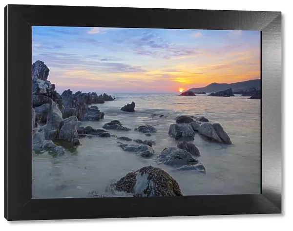 Sunset over Atlantic, Combesgate Beach, Woolacombe, Devon, England, United Kingdom, Europe