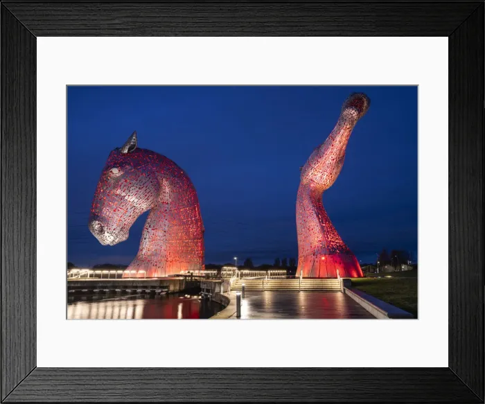 Framed Print : The Kelpies at night, near Falkirk, Stirlingshire, Scotland, United Kingdom, Europe Framed Print : The Kelpies at night, near Falkirk, Stirlingshire, Scotland, United Kingdom, Europe