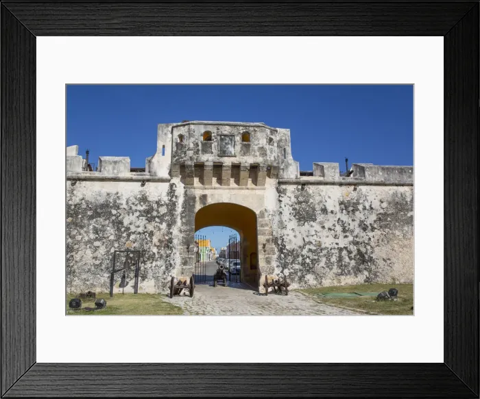 Framed Print : Puerto del Tierra, Fortified Colonial Wall, Old Town, UNESCO World Heritage Site, San Francisco de Campeche, State of Campeche, Mexico, North America Framed Print : Puerto del Tierra, Fortified Colonial Wall, Old Town, UNESCO World Heritage Site, San Francisco de Campeche, State of Campeche, Mexico, North America