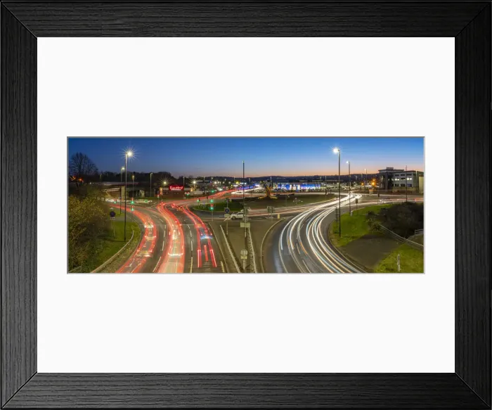 Framed Print : View of trail lights on Hornsbridge Roundabout at dusk, Chesterfield, Derbyshire, England, United Kingdom, Europe Framed Print : View of trail lights on Hornsbridge Roundabout at dusk, Chesterfield, Derbyshire, England, United Kingdom, Europe