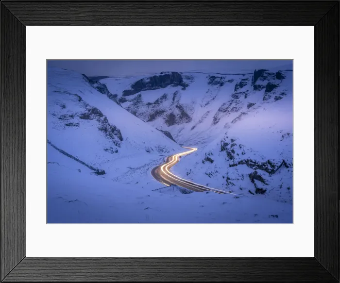 Framed Print : View of trail lights on snow covered Winnats Pass near Castleton, Derbyshire, England, United Kingdom, Europe Framed Print : View of trail lights on snow covered Winnats Pass near Castleton, Derbyshire, England, United Kingdom, Europe