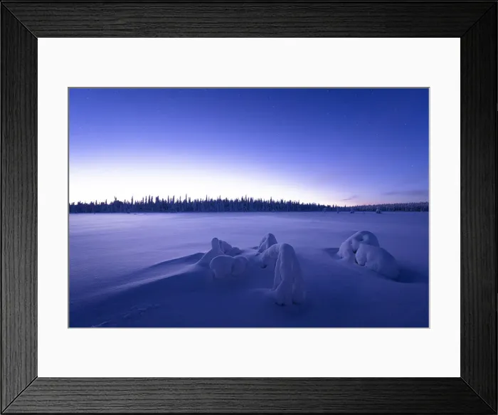 Framed Print : Arctic dusk lights over the frozen land covered with snow in winter, Lapland, Finland, Europe Framed Print : Arctic dusk lights over the frozen land covered with snow in winter, Lapland, Finland, Europe