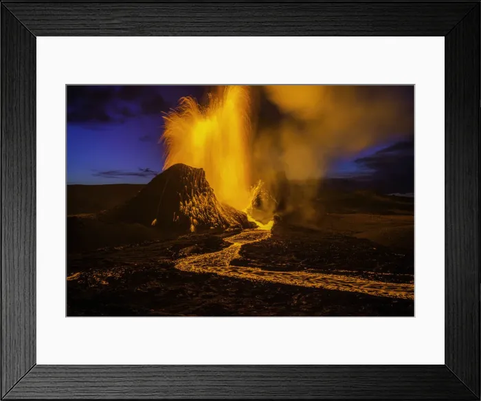 Framed Print : The Geldingadalir Volcanic Eruption, Fagradalsfjall, Iceland, Polar Regions Framed Print : The Geldingadalir Volcanic Eruption, Fagradalsfjall, Iceland, Polar Regions
