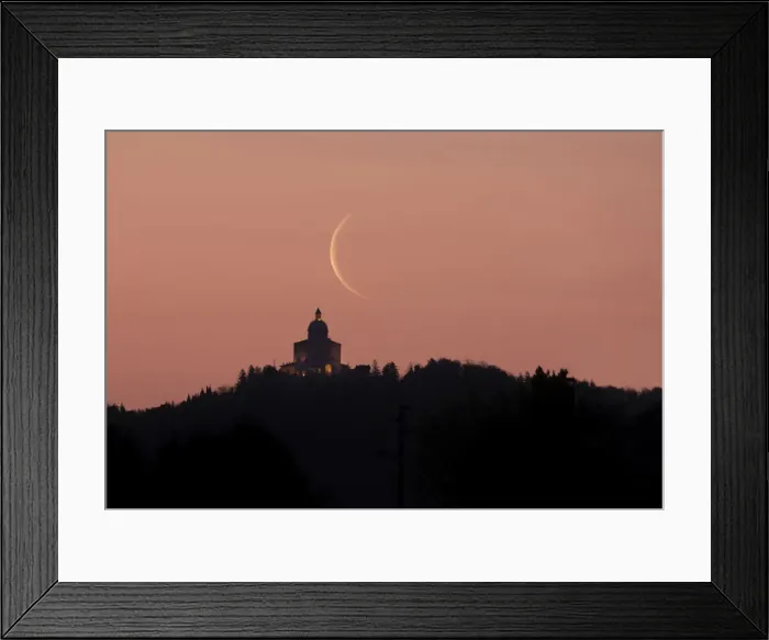 Framed Print : Waning crescent moon at sunrise above San Luca Sanctuary, Bologna, Emilia Romagna, Italy, Europe Framed Print : Waning crescent moon at sunrise above San Luca Sanctuary, Bologna, Emilia Romagna, Italy, Europe