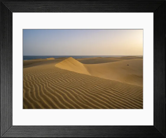 Framed Print : View of drifting sands and dunes at Maspalomas, Gran Canaria, Canary Islands, Spain, Atlantic, Europe Framed Print : View of drifting sands and dunes at Maspalomas, Gran Canaria, Canary Islands, Spain, Atlantic, Europe