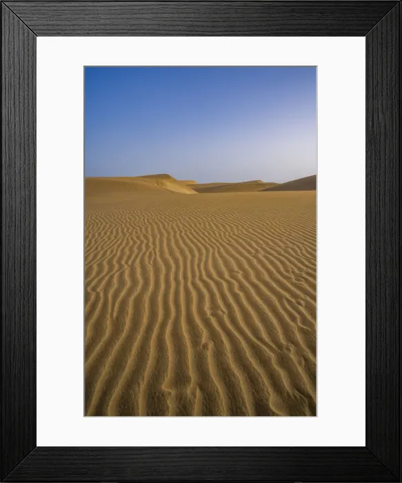 Framed Print : View of drifting sands and dunes at Maspalomas, Gran Canaria, Canary Islands, Spain, Atlantic, Europe Framed Print : View of drifting sands and dunes at Maspalomas, Gran Canaria, Canary Islands, Spain, Atlantic, Europe