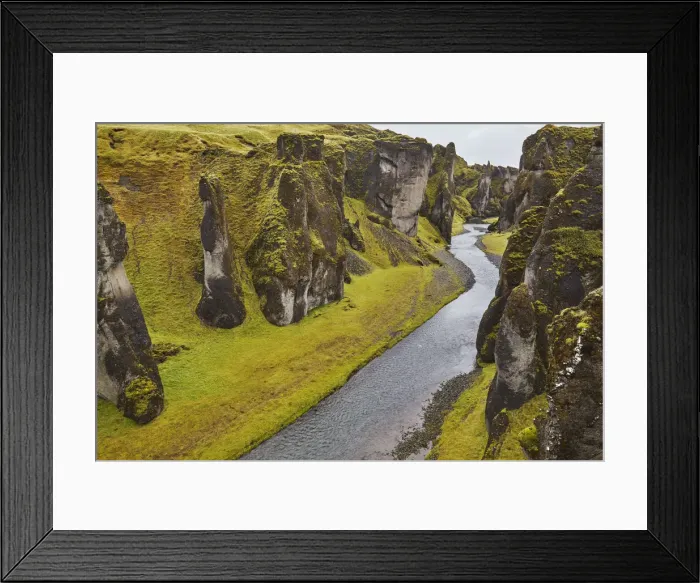 Framed Print : Fathrijargljufur Gorge, near Kirkjubaejarklaustur, near the south coast of Iceland, Polar Regions Framed Print : Fathrijargljufur Gorge, near Kirkjubaejarklaustur, near the south coast of Iceland, Polar Regions