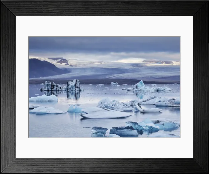 Framed Print : Ice floes in the lagoon at Jokulsarlon, looking towards the Vatnajokull icecap, Vatnajokull National Park, south coast Iceland, Polar Regions Framed Print : Ice floes in the lagoon at Jokulsarlon, looking towards the Vatnajokull icecap, Vatnajokull National Park, south coast Iceland, Polar Regions