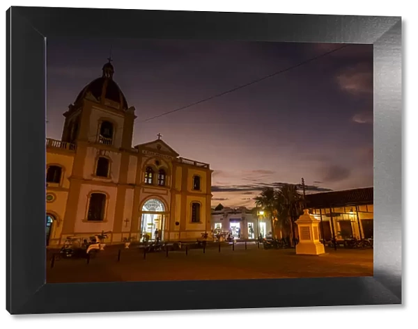 Nightshot of the Historical center of Mompox, UNESCO World Heritage Site, Colombia, South America