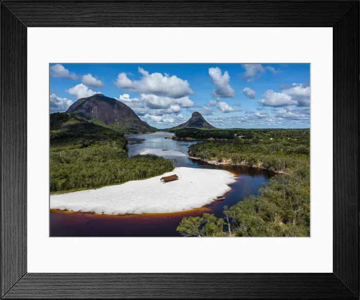Framed Print : Black river and white sand beach in front of granite hills, Cerros de Mavecure, Eastern Colombia, South America Framed Print : Black river and white sand beach in front of granite hills, Cerros de Mavecure, Eastern Colombia, South America