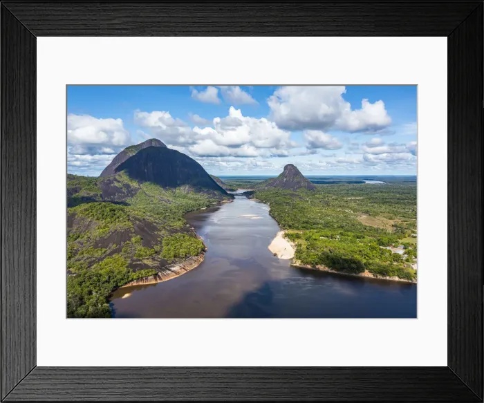 Framed Print : Black river and white sand beach in front of granite hills, Cerros de Mavecure, Eastern Colombia, South America Framed Print : Black river and white sand beach in front of granite hills, Cerros de Mavecure, Eastern Colombia, South America