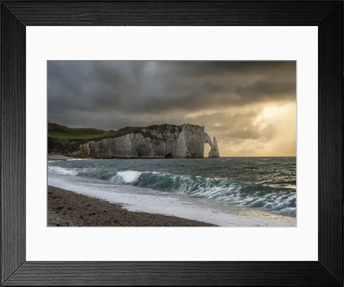 Framed Print : Sunset from the beach of Etretat, over the sea, the cliffs and the natural arch, Etretat, Normandy, France, Europe Framed Print : Sunset from the beach of Etretat, over the sea, the cliffs and the natural arch, Etretat, Normandy, France, Europe