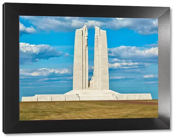 The Canadian National Vimy Memorial in Northern France, a memorial to 60000 Canadians killed or missing in WW1, Vimy, Pas de Calais, France, Europe