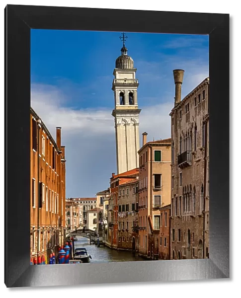 The distinctive leaning bell tower of the Church of San Giorgio dei Greci, Rio dei Greci, Venice, UNESCO World Heritage Site, Veneto, Italy, Europe