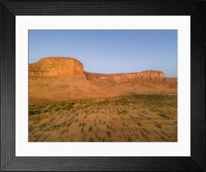 Framed Print : A huge rock cliff and canyon near Kamour, Mauritania, Sahara Desert, West Africa, Africa Framed Print : A huge rock cliff and canyon near Kamour, Mauritania, Sahara Desert, West Africa, Africa