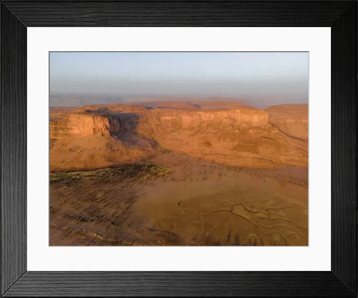 Framed Print : A huge rock cliff and canyon near Kamour, Mauritania, Sahara Desert, West Africa, Africa Framed Print : A huge rock cliff and canyon near Kamour, Mauritania, Sahara Desert, West Africa, Africa