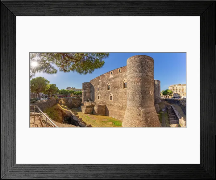 Framed Print : View of Castello Ursino, Catania, Sicily, Italy, Europe Framed Print : View of Castello Ursino, Catania, Sicily, Italy, Europe