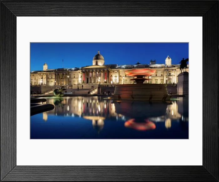 Framed Print : Trafalgar Square and National Gallery at dusk reflected in fountain, London, England, United Kingdom, Europe Framed Print : Trafalgar Square and National Gallery at dusk reflected in fountain, London, England, United Kingdom, Europe