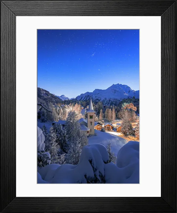 Framed Print : Chiesa Bianca covered with snow under a bright starry night sky at Christmas, Maloja, Bregaglia, Engadine, Canton of Graubunden, Switzerland, Europe Framed Print : Chiesa Bianca covered with snow under a bright starry night sky at Christmas, Maloja, Bregaglia, Engadine, Canton of Graubunden, Switzerland, Europe