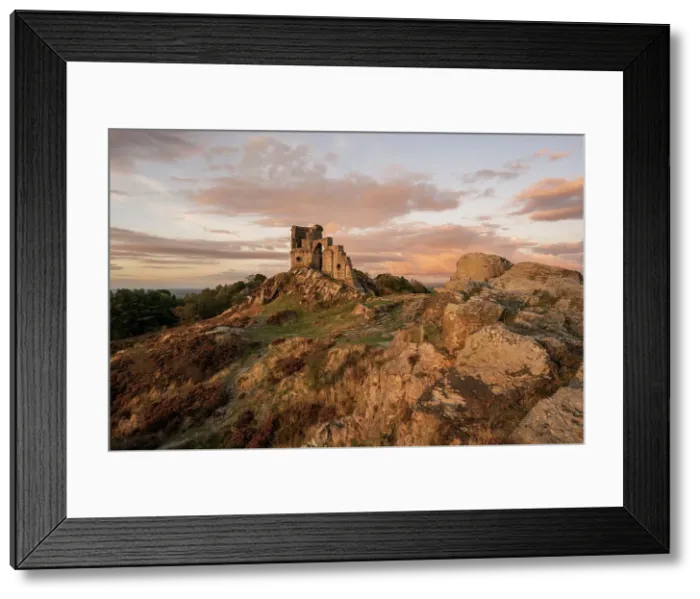 Framed Print : The Mow Cop castle on the Cheshire Staffordshire border, Cheshire, England, United Kingdom, Europe Framed Print : The Mow Cop castle on the Cheshire Staffordshire border, Cheshire, England, United Kingdom, Europe