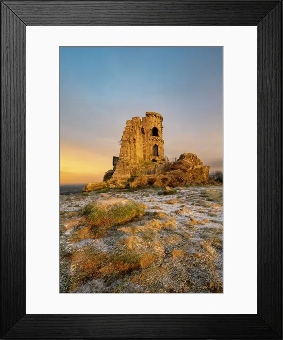 Framed Print : The Folly at Mow Cop with a winter dusting of snow, Mow Cop, Cheshire, England, United Kingdom, Europe Framed Print : The Folly at Mow Cop with a winter dusting of snow, Mow Cop, Cheshire, England, United Kingdom, Europe