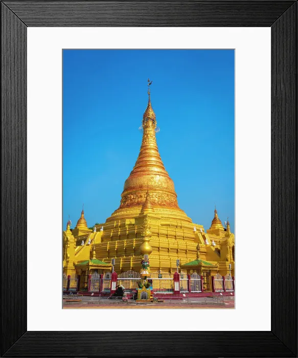 Framed Print : Golden Eindawya Paya (Ein Daw Yar Pagoda), Mandalay, Myanmar (Burma), Asia