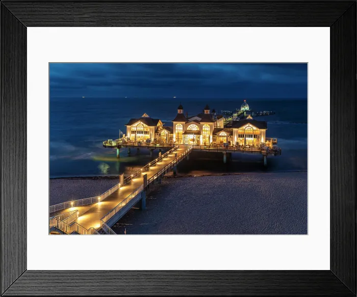 Framed Print : Pier on the beach of Sellin, Ruegen Island, Baltic Sea, Mecklenburg-Western Pomerania, Germany, Europe Framed Print : Pier on the beach of Sellin, Ruegen Island, Baltic Sea, Mecklenburg-Western Pomerania, Germany, Europe