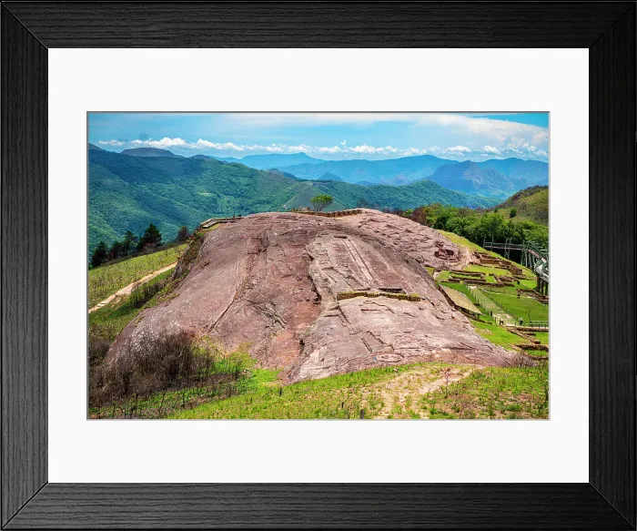 Framed Print : El Fuerte de Samaipata, Pre-Columbian archaeological site, UNESCO World Heritage Site, Santa Cruz department, Bolivia, South America Framed Print : El Fuerte de Samaipata, Pre-Columbian archaeological site, UNESCO World Heritage Site, Santa Cruz department, Bolivia, South America