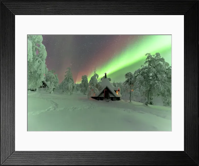 Framed Print : Winter frame of a hut lit by the green Northern Lights (Aurora Borealis) in the icy wood with trees covered with snow, Pallas-Yllastunturi National Park, Muonio, Lapland, Finland, Europe Framed Print : Winter frame of a hut lit by the green Northern Lights (Aurora Borealis) in the icy wood with trees covered with snow, Pallas-Yllastunturi National Park, Muonio, Lapland, Finland, Europe
