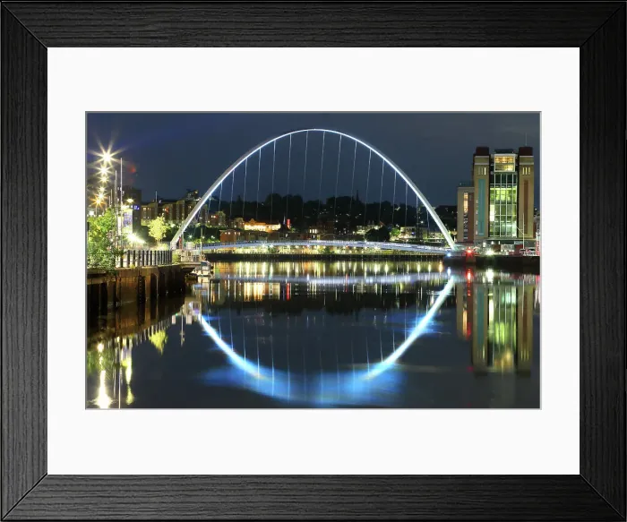 Framed Print : Gateshead Millennium Bridge at night, Newcastle-upon-Tyne, Tyne and Wear, England, United Kingdom, Europe Framed Print : Gateshead Millennium Bridge at night, Newcastle-upon-Tyne, Tyne and Wear, England, United Kingdom, Europe