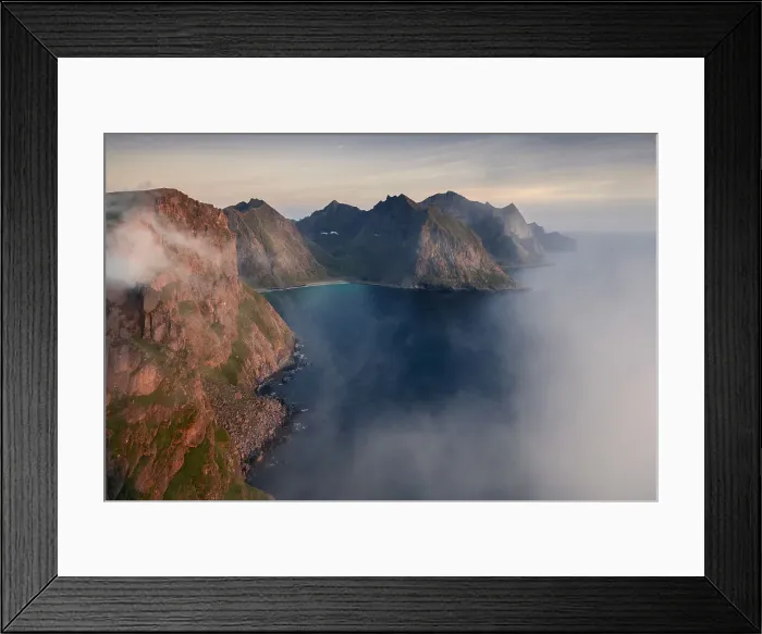Framed Print : Midnight sun in Lofoten Islands, over Arctic Circle, Norway, Europe Framed Print : Midnight sun in Lofoten Islands, over Arctic Circle, Norway, Europe