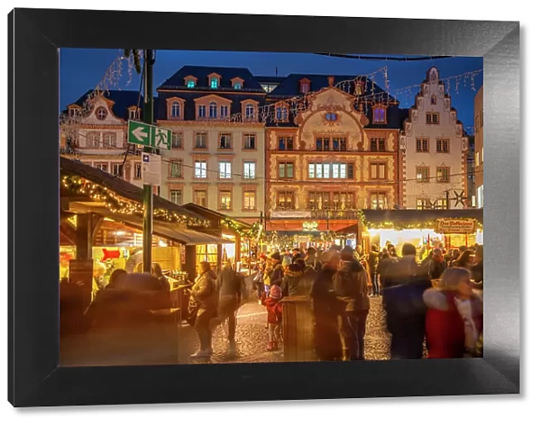 View of Christmas Market in Domplatz, Mainz, Rhineland-Palatinate, Germany, Europe